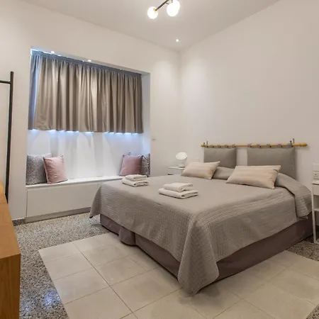 - Unique Staying In Centre Paphos