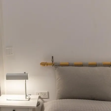 - Unique Staying In Centre 公寓式酒店 2*