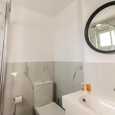 公寓式酒店 - Unique Staying In Centre 2*
